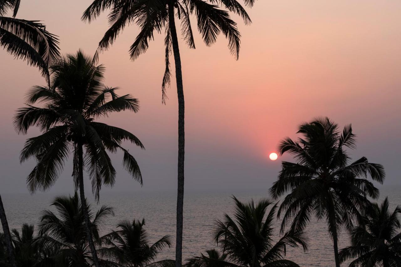 Stone Wood Beach Resort, Vagator Esterno foto