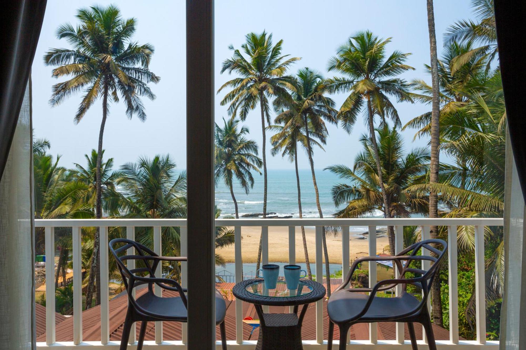 Stone Wood Beach Resort, Vagator Esterno foto
