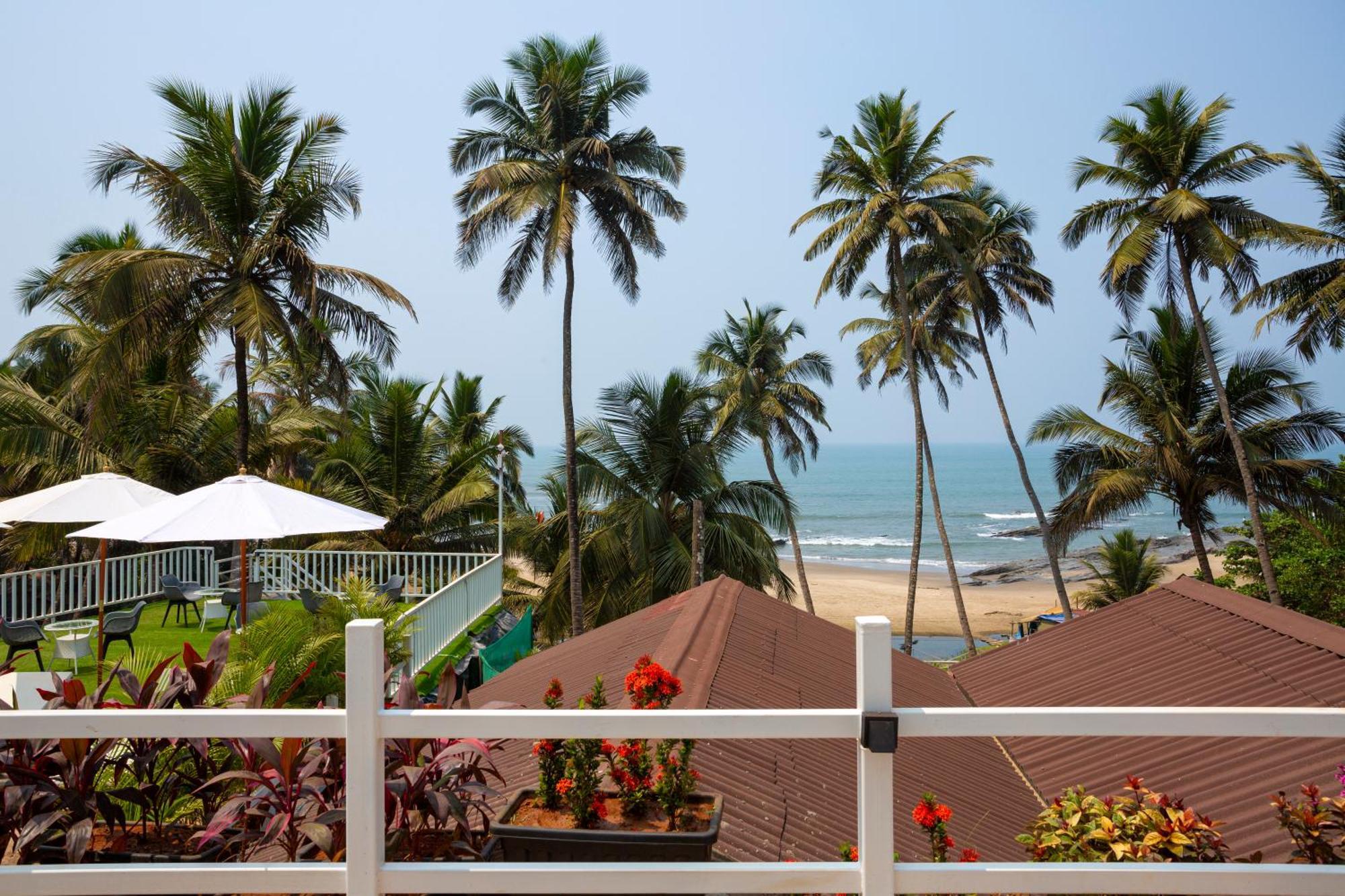 Stone Wood Beach Resort, Vagator Esterno foto